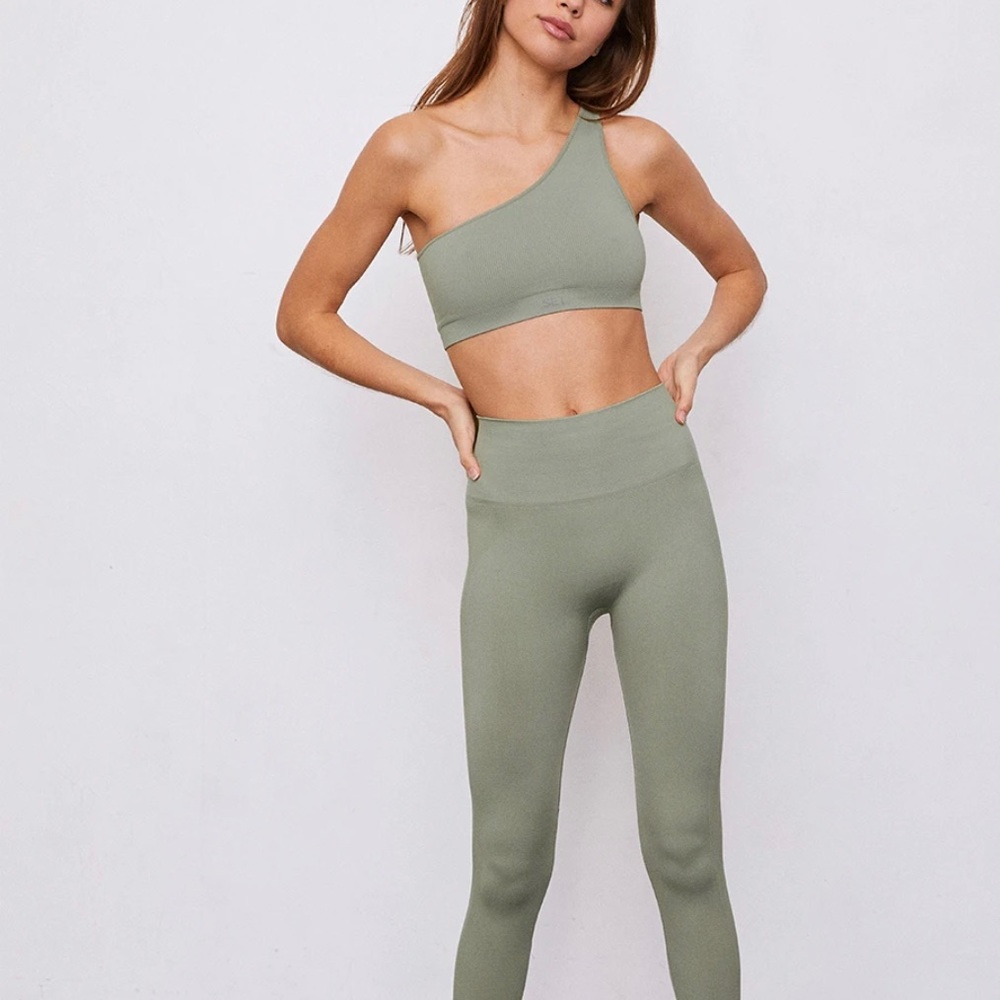 ONE SHOULDER SET ACTIVE SET - S/M